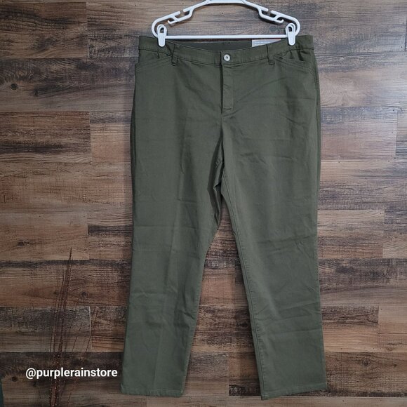 Chico's Trouser Jeans 20 W Classic Fit Tapered Straight High Rise Tummy Control - Picture 1 of 15